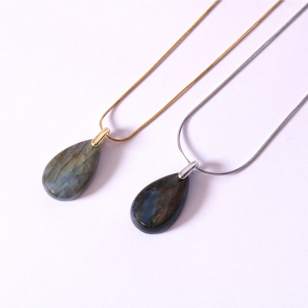 Collier Ombre Irisée — Labradorite