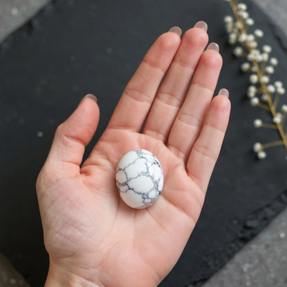Pierre roulée Howlite
